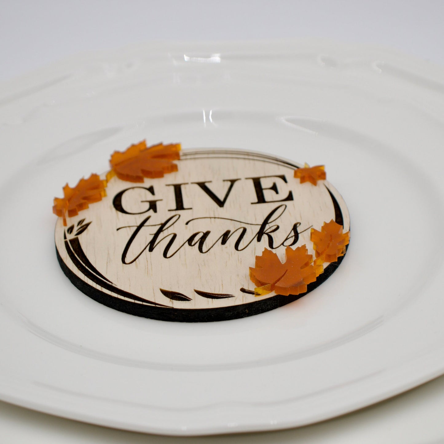 Thanksgiving Place Cards, Table Decor, Perfect for Friendsgiving & Dinner Parties, Holiday Favors With Acrylic Details